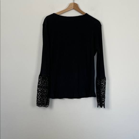 Women's 2XL Henley Ribbed Long Black Lace Crochet Sleeve Whimsigoth Pullover Top - Picture 5 of 8